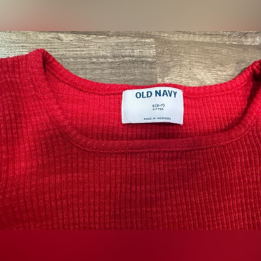 Old Navy Red Long Sleeve Knit Top, Size 6/7 - Picture 3 of 4